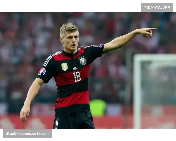 克罗斯退役后分析比赛 指出欧冠中场权力真空问题